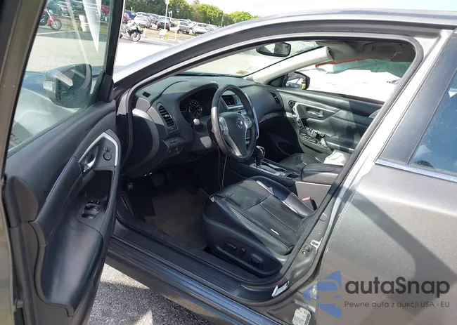 1N4AL3AP0JC232015: 44097984