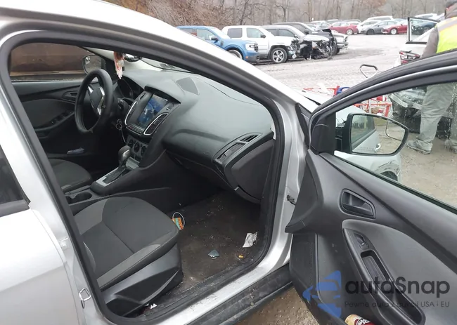 1FAHP3K24CL175715: 44098033