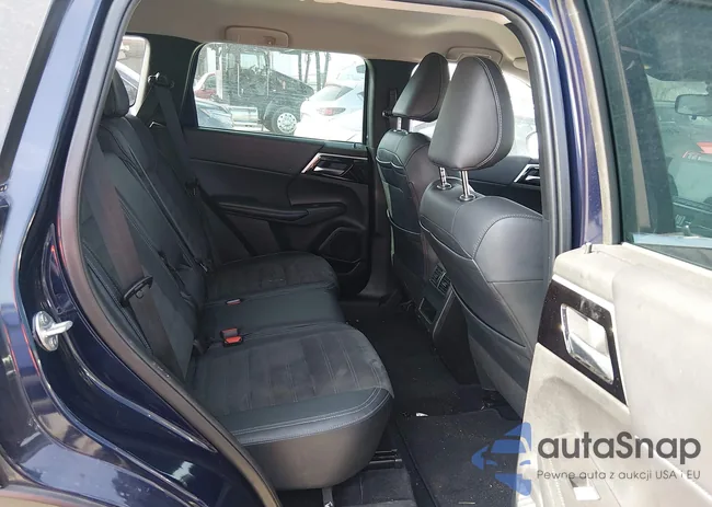 JA4J4UA88PZ024745: 44098068