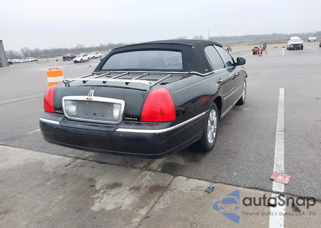 1LNHM83W53Y615425: 44098092