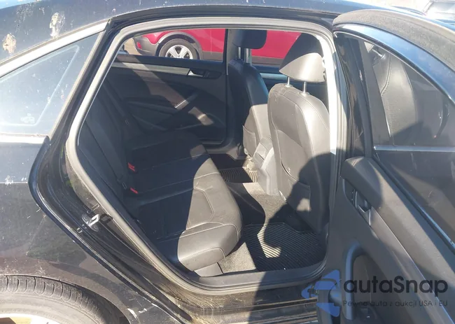 1VWAT7A3XFC084197: 44098142