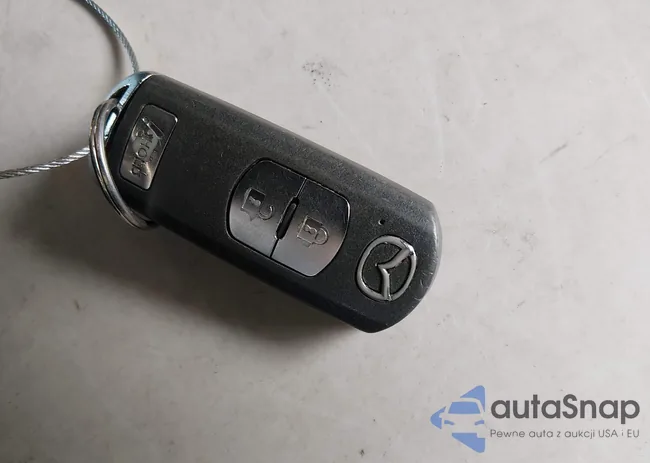 3MZBN1L35JM274361: 44097162