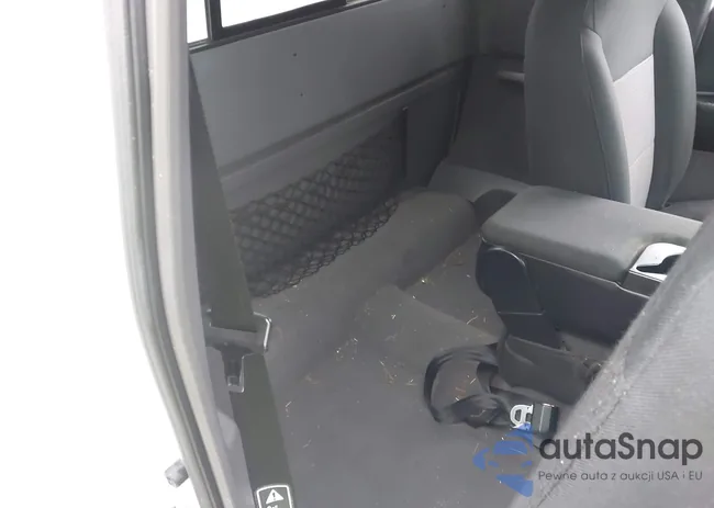 1FTYR14V63PA53401: 44097258