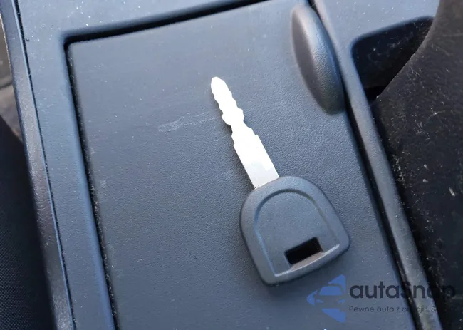 JM1BL1SF7A1215507: 44097360