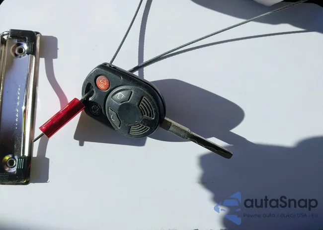 1FADP3E25FL344526: 44097363