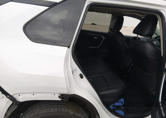 2T3B6RFV7SW084718: 44097431