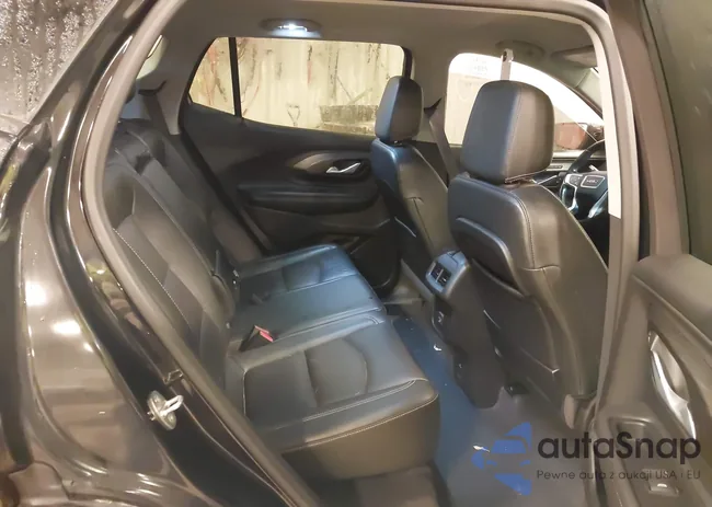 3GKALVEG1PL249973: 44098571