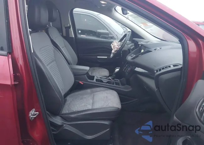 1FMCU9GD3KUB44115: 44098584