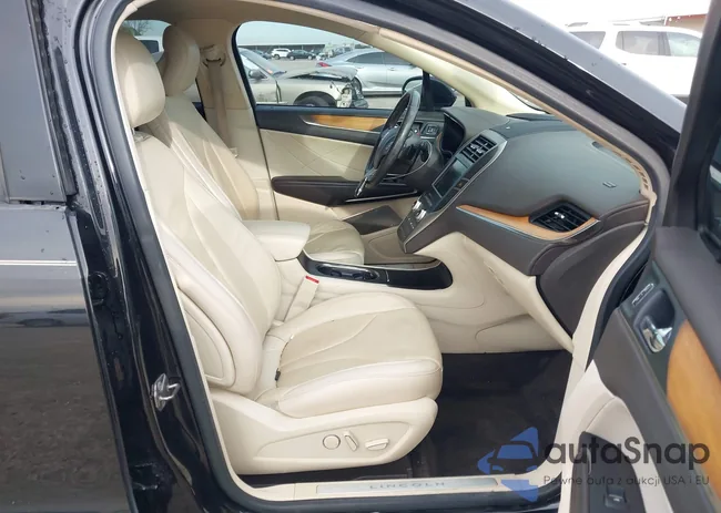 5LMCJ1A90FUJ26804: 44098594