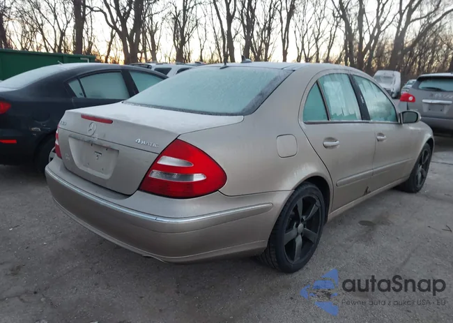 WDBUF82J25X168823: 44098644