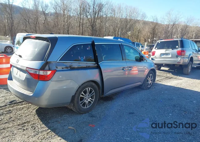 5FNRL5H62CB114382: 44098793