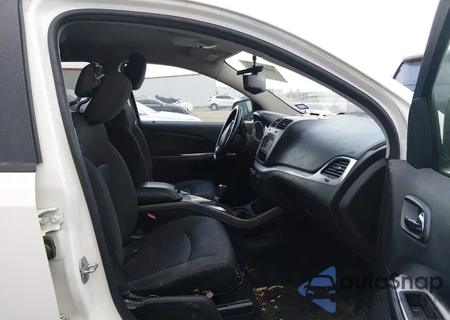 3C4PDCAB0GT135254: 44098805