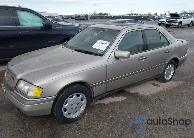 WDBHA23E7VF588906: 44098807