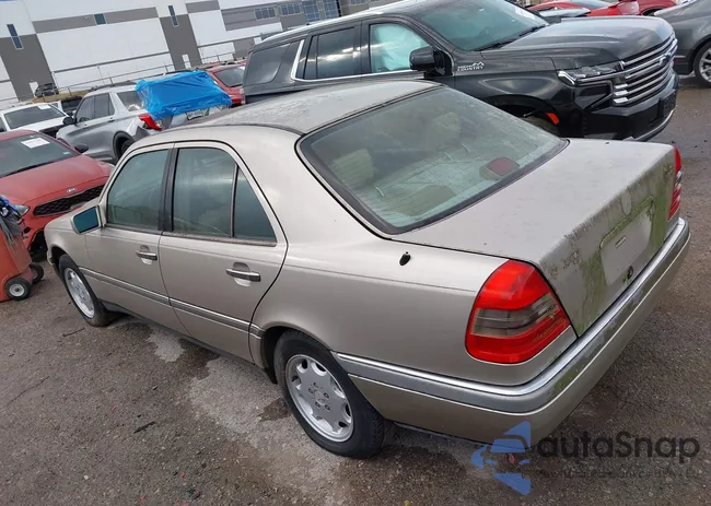 WDBHA23E7VF588906: 44098807