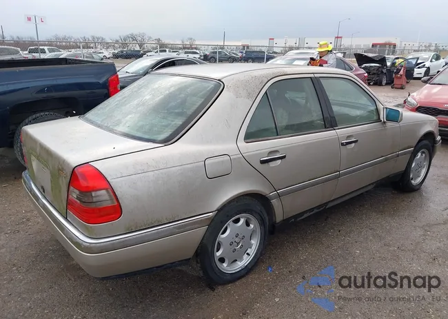 WDBHA23E7VF588906: 44098807