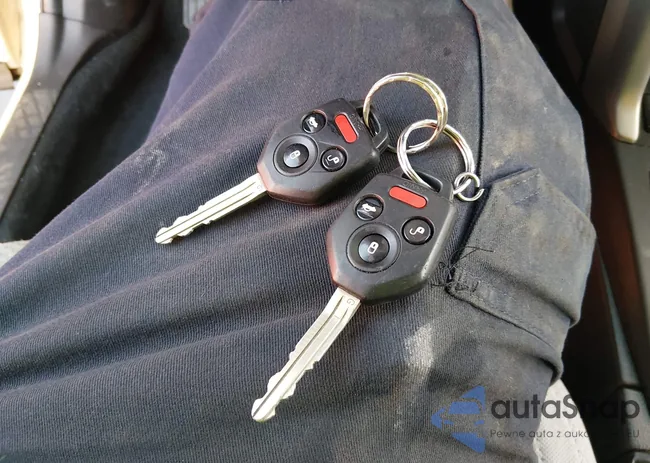 JF2SJADC3FH403336: 44098835