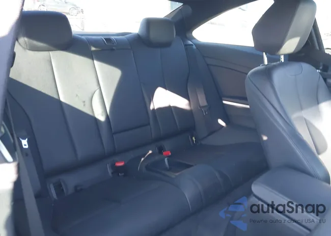 WBA4W3C52KAF92989: 44098845