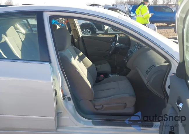 1N4AL21E67N423315: 44098864