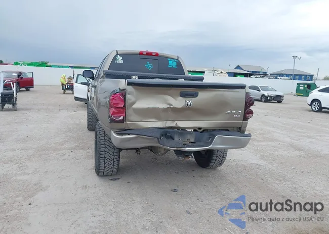 1D7HU18247J543316: 44098872