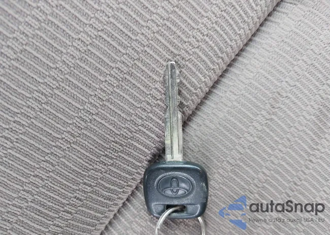 4T1BE30K05U427574: 44098889