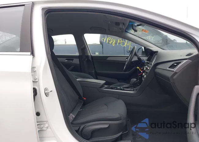 5NPE24AF1KH760700: 44098896