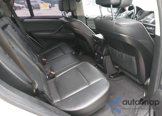 5UXFE4C50AL278566: 44098936