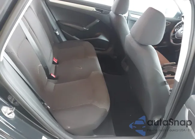 1VWAT7A31HC077853: 44098960