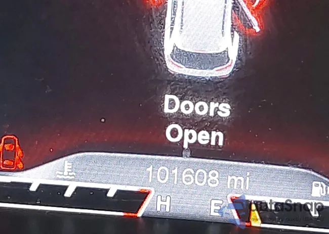 1C4PJMDBXFW716568: 44098297