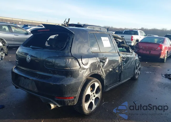 WVWGD7AJ3CW107600: 44098298