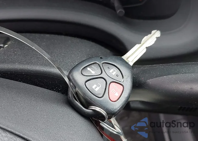 2T1BU4EE4AC303301: 44098331