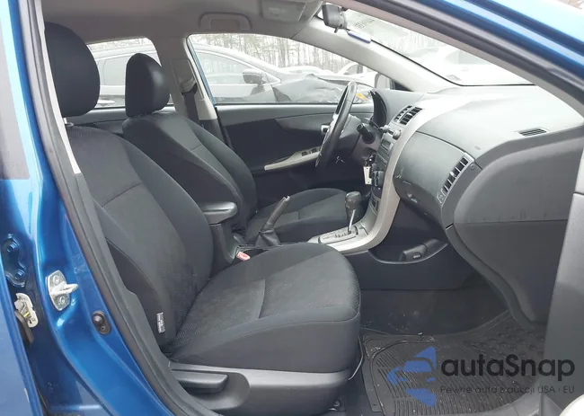 2T1BU4EE4AC303301: 44098331