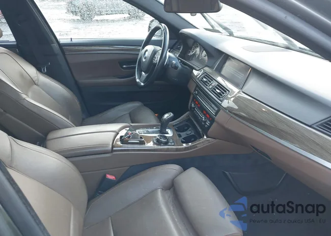 WBA5B3C50ED538428: 44098359