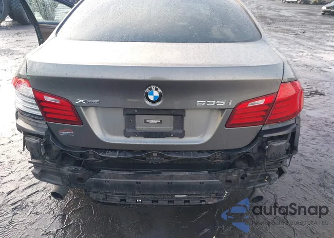 WBA5B3C50ED538428: 44098359