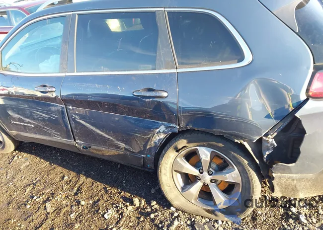 1C4PJMDXXLD607823: 44098383