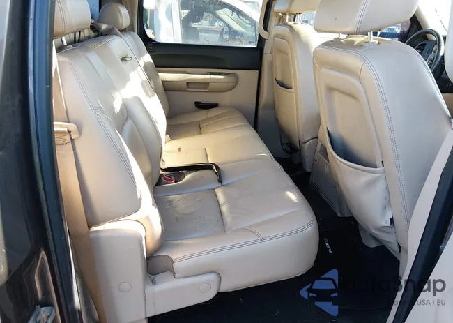 2GCEK13M171602537: 44098384