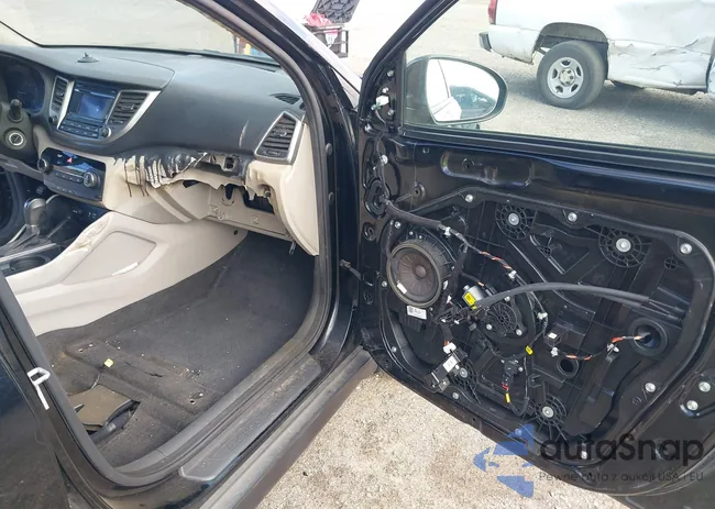 KM8J33A47GU149275: 44098493