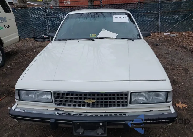 1G1AW51W7J6275813: 44098500