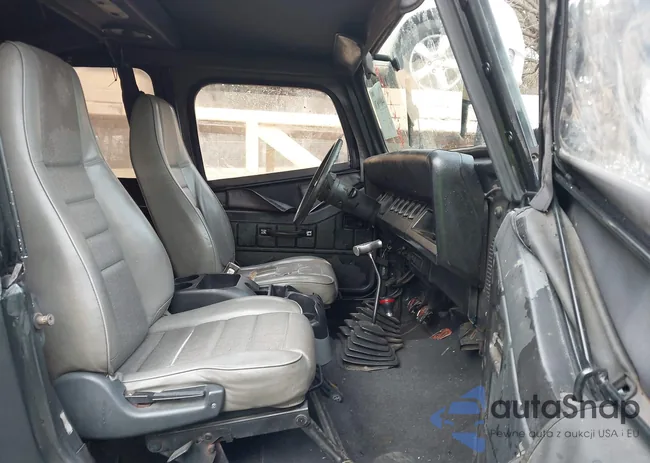 1J4FY19P7RP417042: 44099638