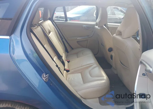 YV1612SB5F1195849: 44099643