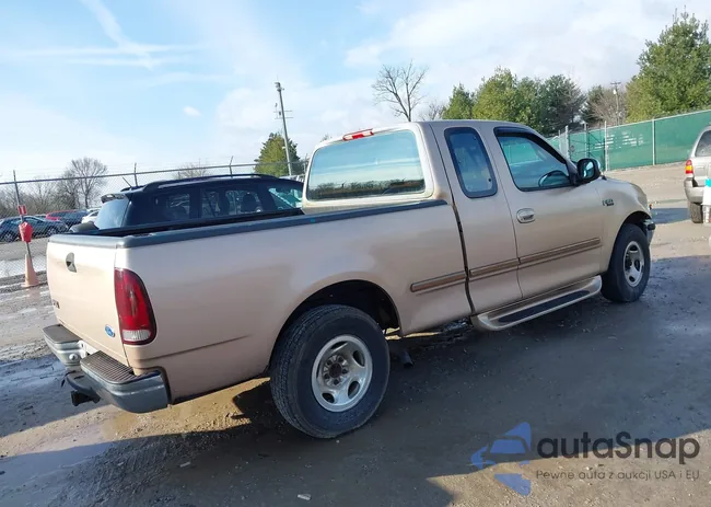 1FTDX1767VNA48666: 44099773