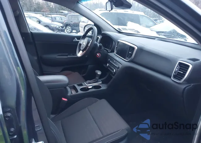 KNDPMCACXM7936413: 44099806