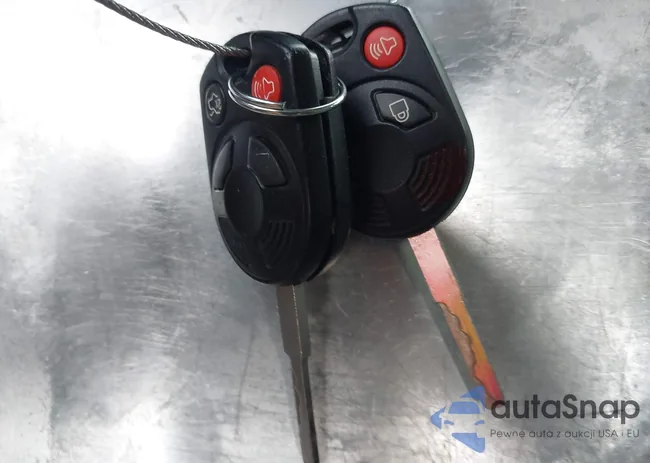 1FADP5AU4DL503262: 44099835