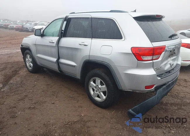 1C4RJFAG2DC533054: 44099893