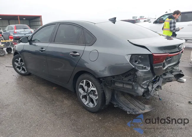 3KPF24ADXME373573: 44099980