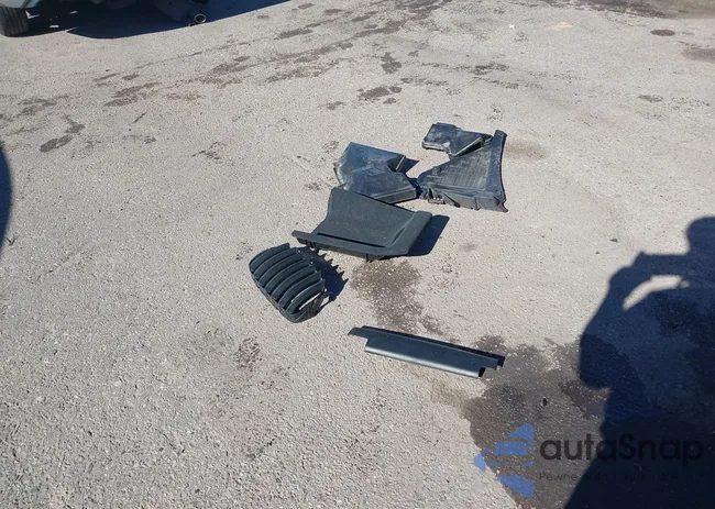 5UXFE4C52AL379107: 44100012