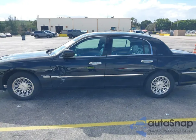 1LNFM82W4WY732328: 44100045