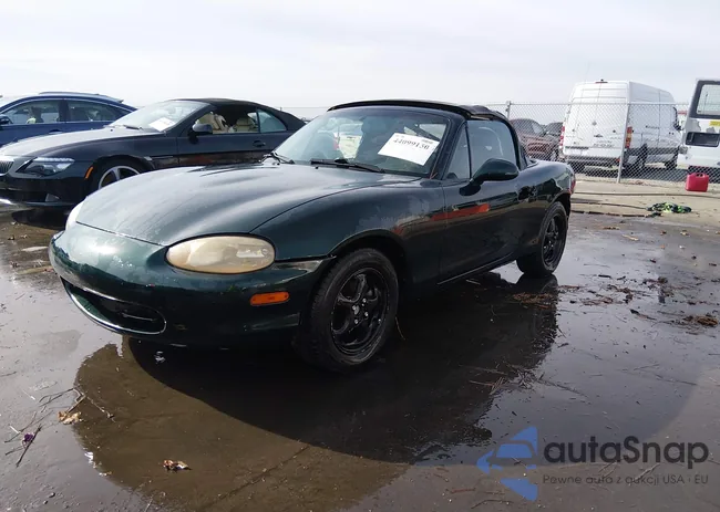 JM1NB3538Y0153483: 44099150