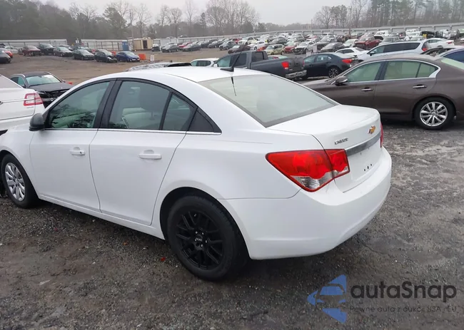 1G1PC5SHXB7268661: 44099181