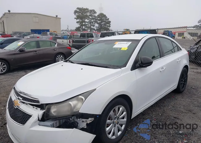 1G1PC5SHXB7268661: 44099181