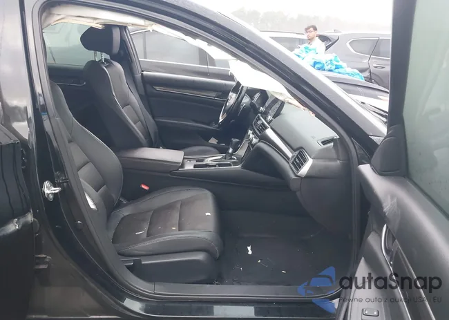 1HGCV1F31LA037404: 44099217